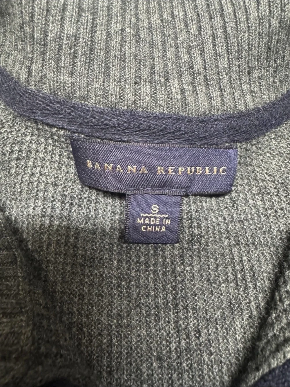 Men's Vintage Banana Republic Gray Button-Neck Sweater Linen and Cotton